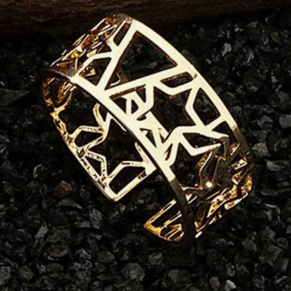Luxe Adjustable Dainty Ring - Picture 6 of 6